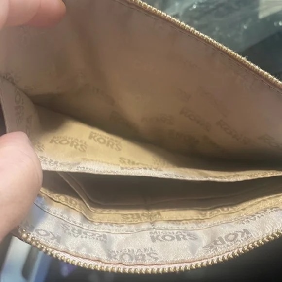 Michael Kors Pebbled Leather Wristlet - Blush Pink - Picture 5 of 12